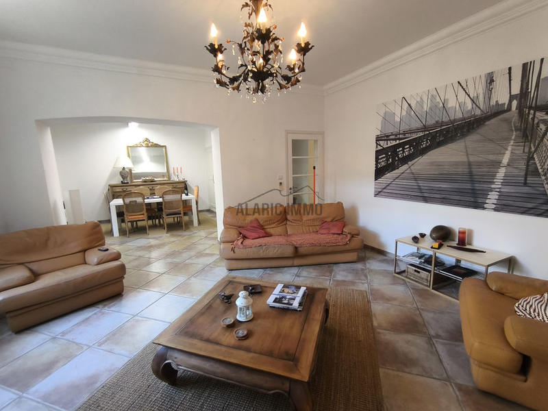 Maison - 160 m² - 5 pièces