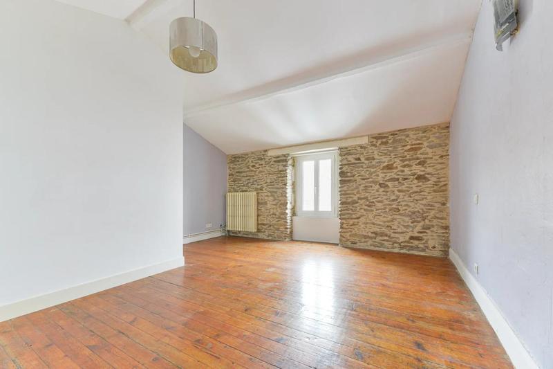 Maison - 175 m² - 8 pièces