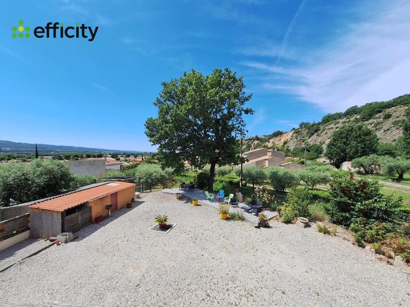 Villa - 225 m² - 9 pièces