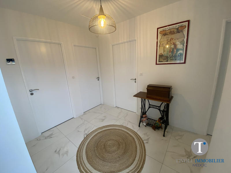 Maison contemporaine - 169 m² - 6 pièces