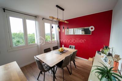 Appartement - 74 m² - 5 pièces