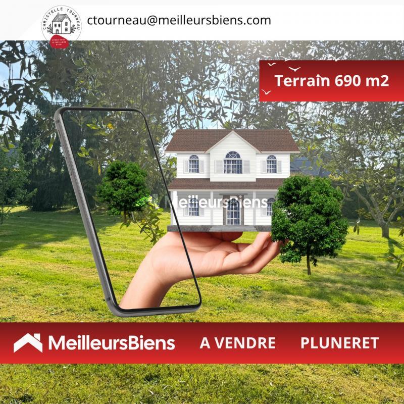 Terrain constructible - 690 m²