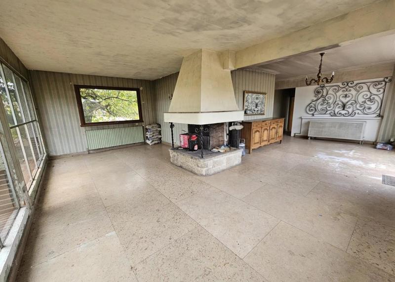 Maison - 165 m² - 8 pièces