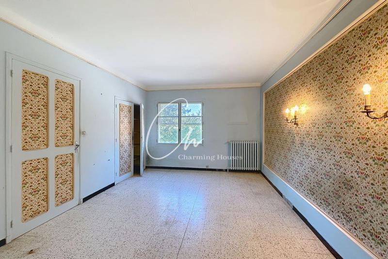 Propriété - 225 m²