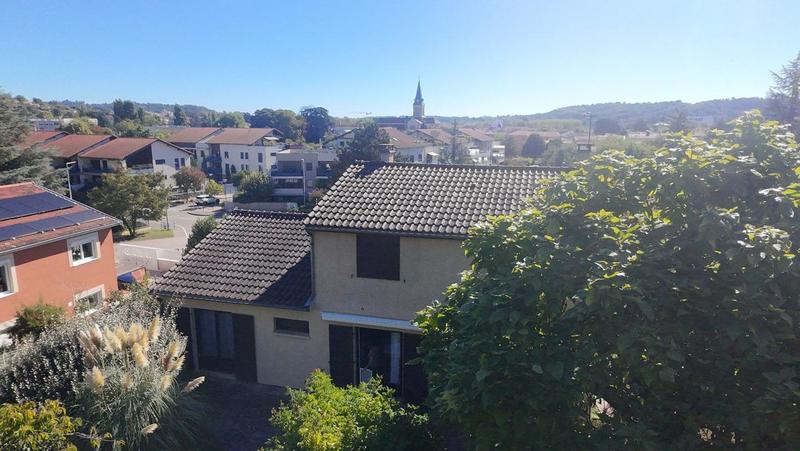 Maison - 185 m² - 8 pièces