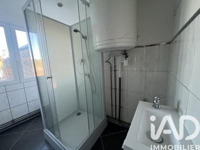 Studio - 27 m² - 2 pièces