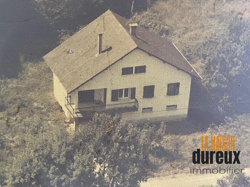 Maison traditionnelle - 114 m² - 6 pièces