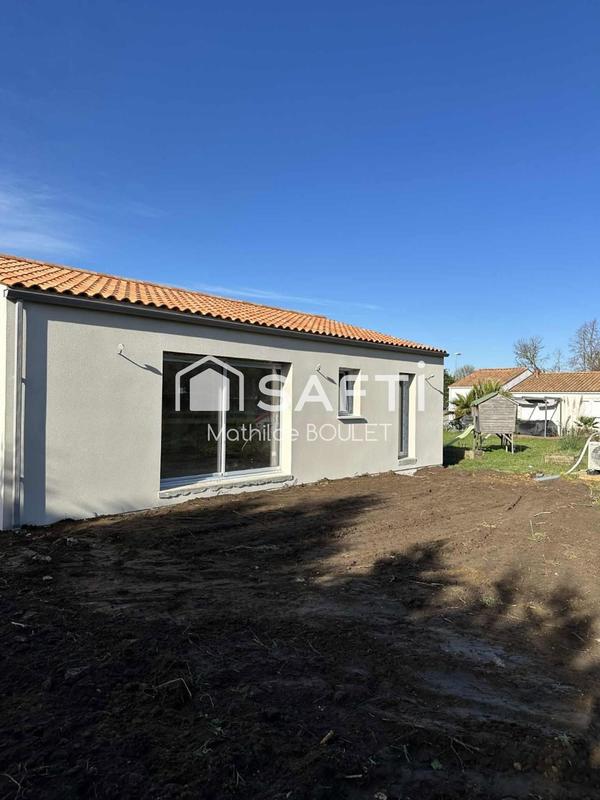 Maison - 85 m² - 4 pièces