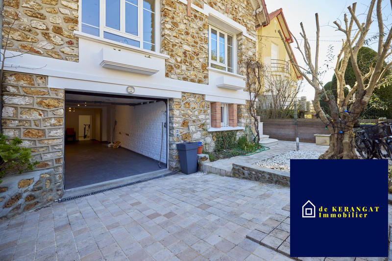 Maison traditionnelle - 160 m² - 7 pièces