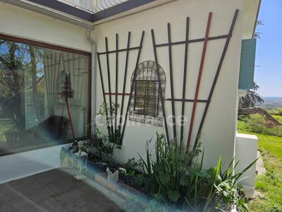 Maison - 370 m² - 11 pièces