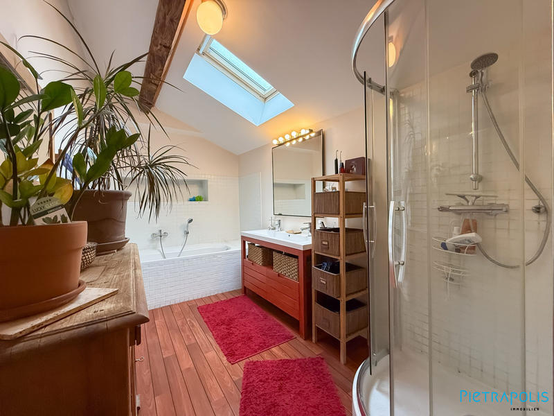 Maison - 156 m² - 6 pièces