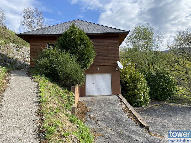 Maison - 95 m² - 4 pièces