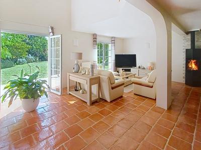 Maison - 148 m² - 5 pièces