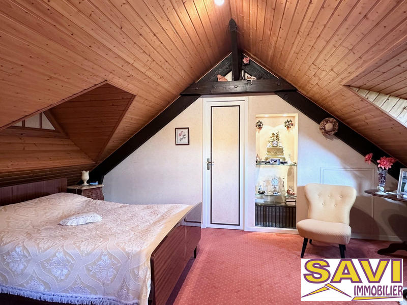 Maison traditionnelle - 132 m² - 7 pièces