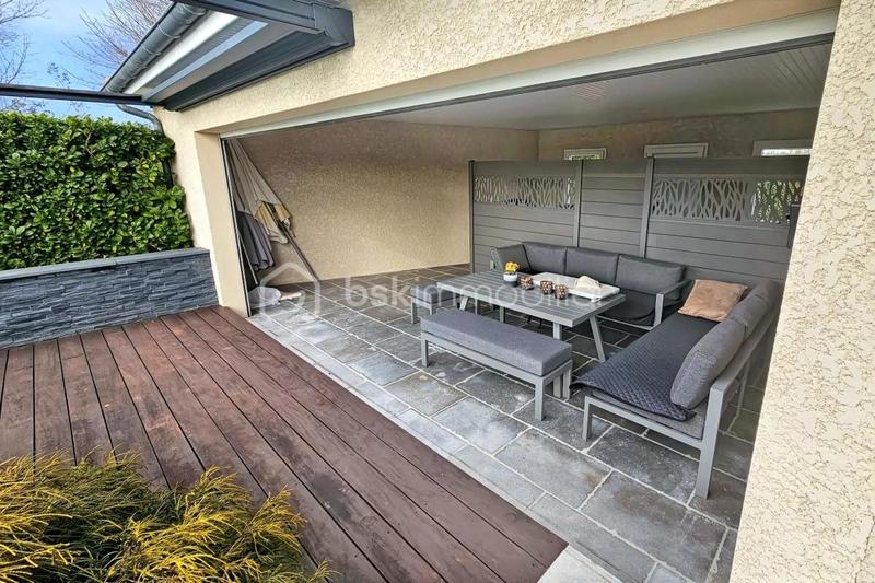 Villa - 166 m² - 6 pièces