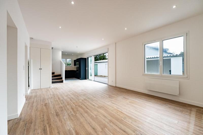 Maison - 120 m² - 6 pièces