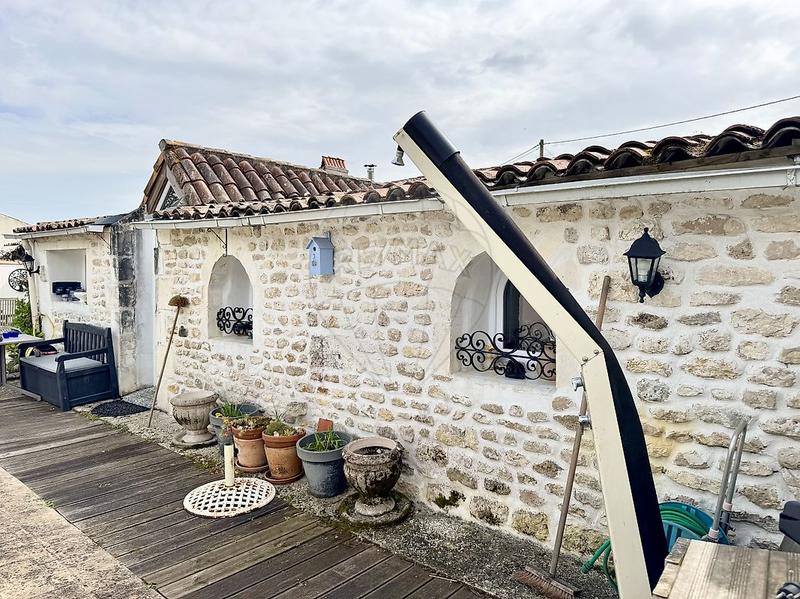 Maison - 159 m² - 5 pièces