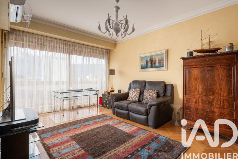 Appartement - 129 m² - 3 pièces