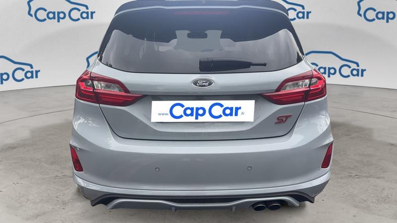 Ford Fiesta VI 1.5 t EcoBoost 200 St - Entretien constructeur