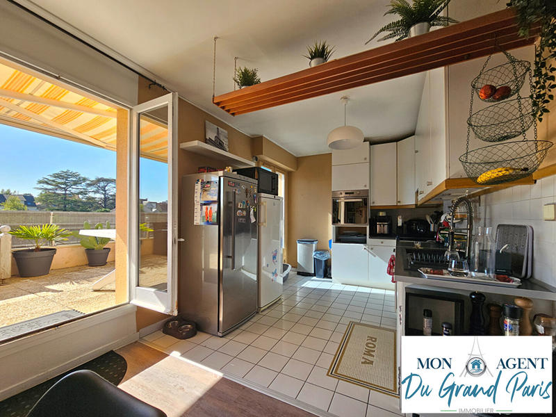 Appartement - 97 m² - 5 pièces