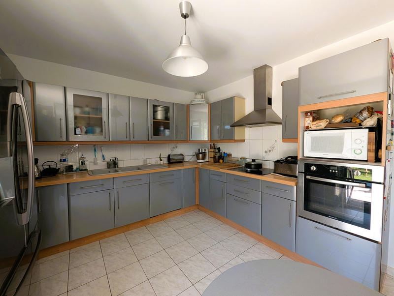 Maison - 140 m² - 5 pièces