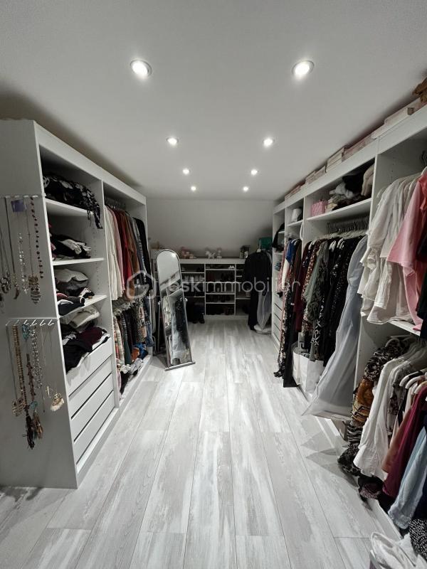 Maison - 190 m² - 6 pièces