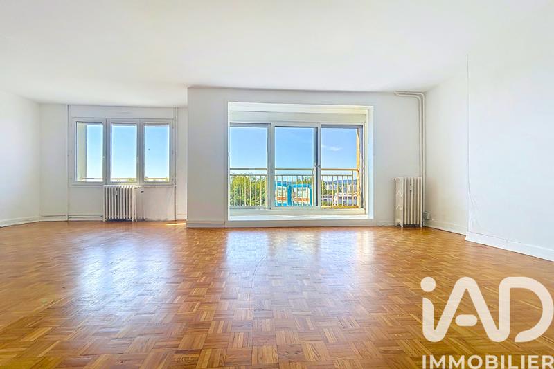 Appartement - 121 m² - 6 pièces