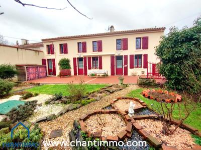 Maison ancienne - 208 m² - 7 pièces