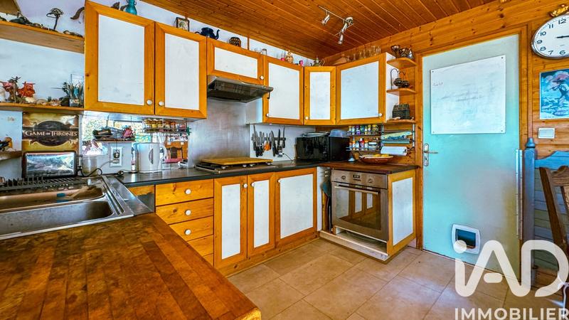 Maison - 136 m² - 8 pièces