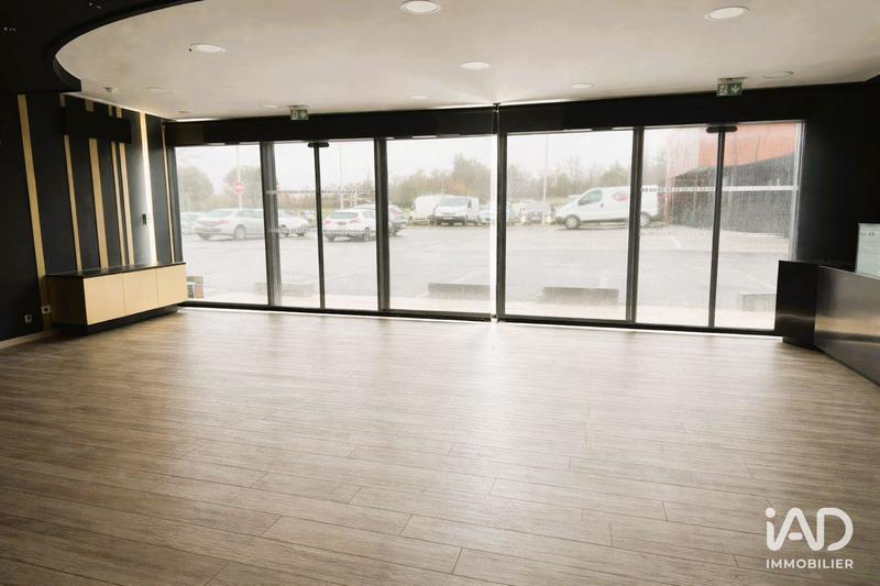 Local commercial - 144 m²