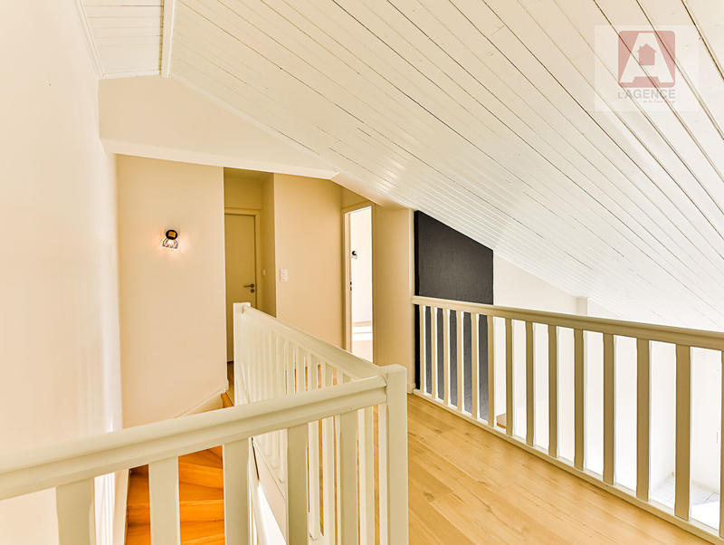 Maison - 157 m² - 6 pièces