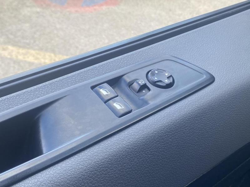 Peugeot Expert III 2.0 Bluehdi 120 s&amp;S Standard Asphalt