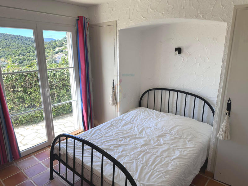 Maison traditionnelle - 110 m² - 5 pièces