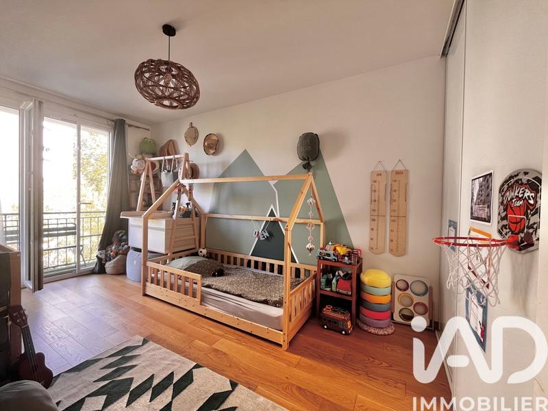 Appartement - 94 m² - 5 pièces