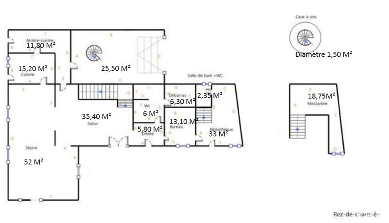 Maison - 290 m² - 9 pièces