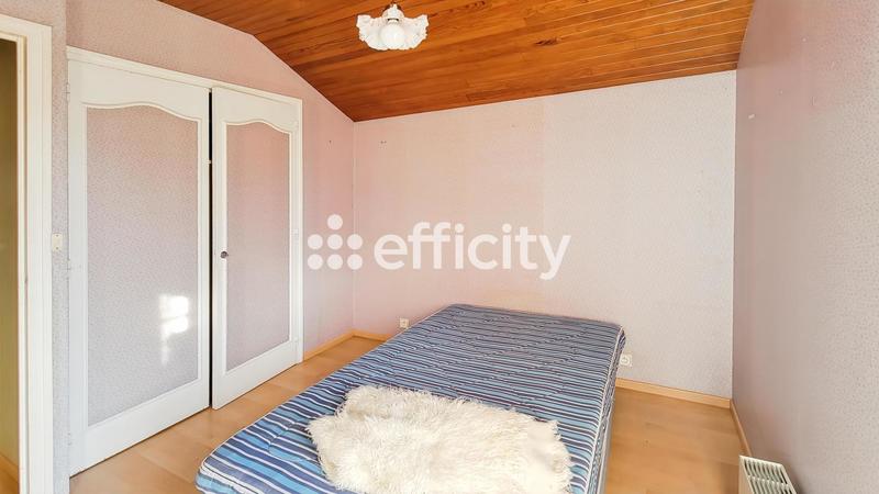 Maison - 89 m² - 5 pièces