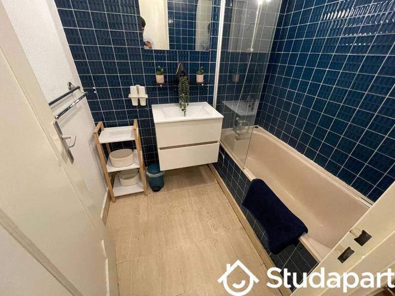 Chambre - 12 m² - 1 pièce