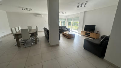 Maison - 167 m² - 5 pièces