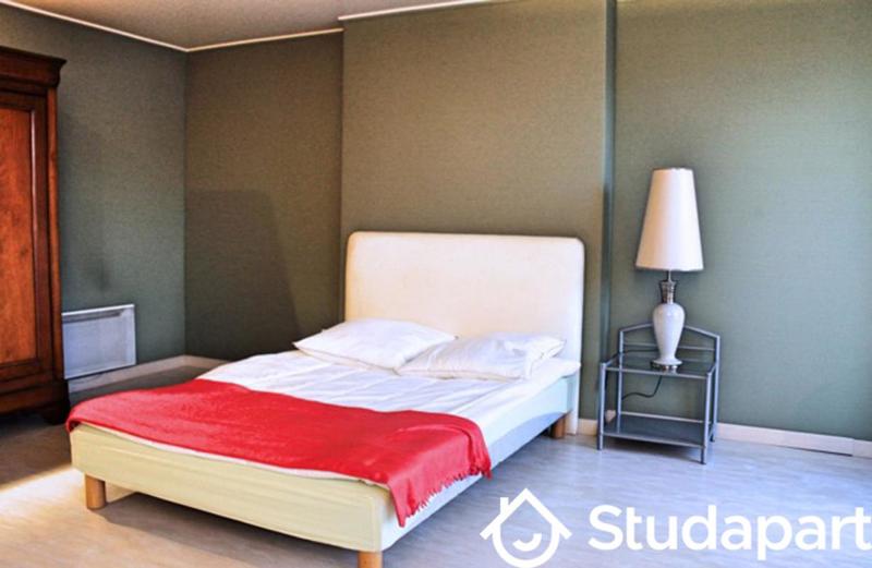 Chambre - 25 m² - 1 pièce