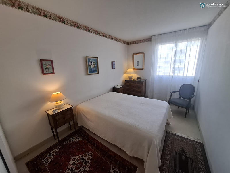 Appartement - 94 m² - 6 pièces