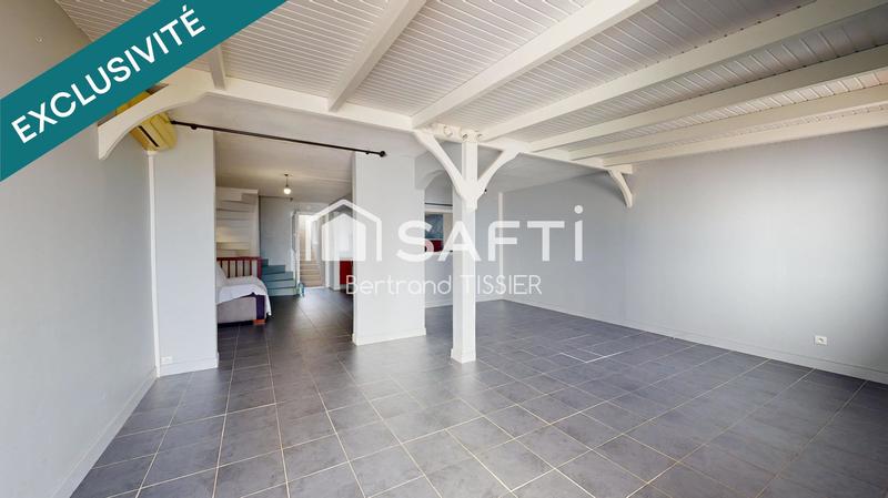Maison - 160 m² - 5 pièces