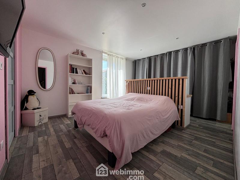 Maison - 226 m² - 7 pièces