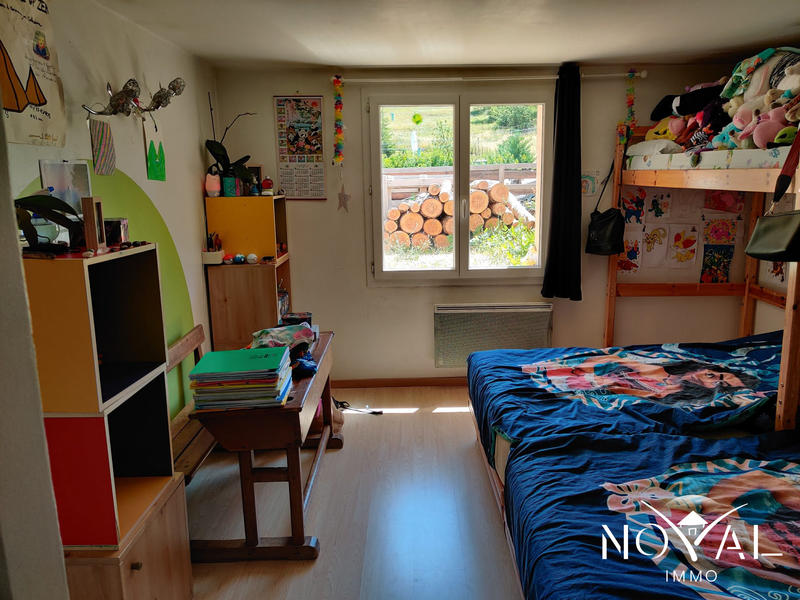 Appartement - 77 m² - 3 pièces