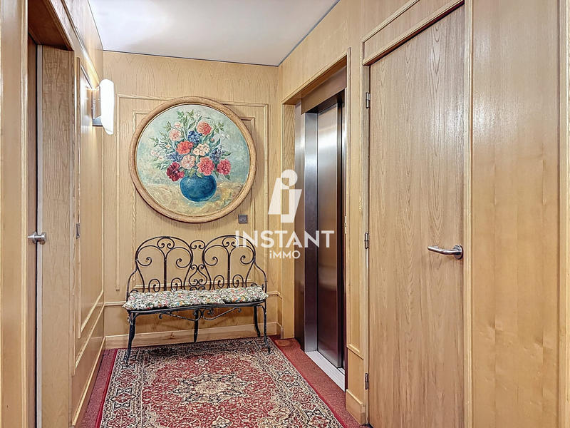 Appartement - 142 m² - 5 pièces