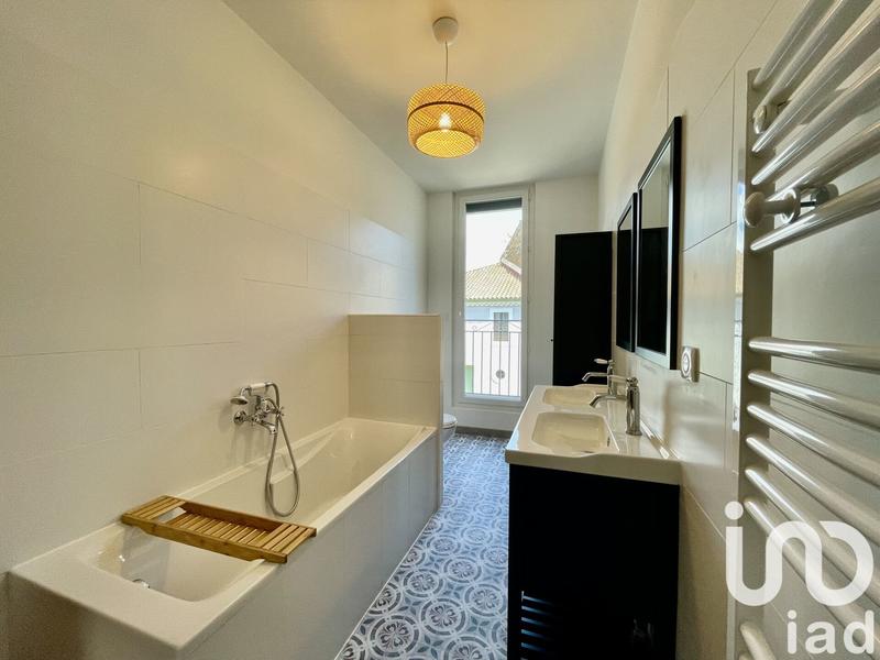 Maison - 286 m² - 7 pièces