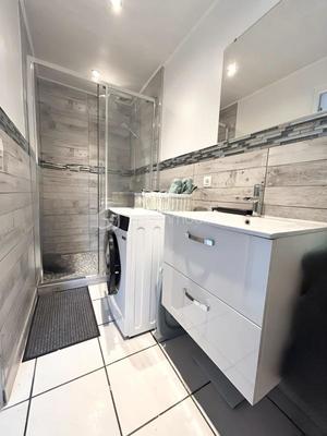 Maison de ville - 68 m² - 5 pièces