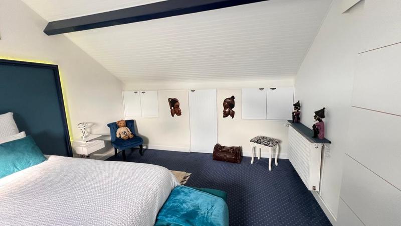 Maison - 151 m² - 5 pièces