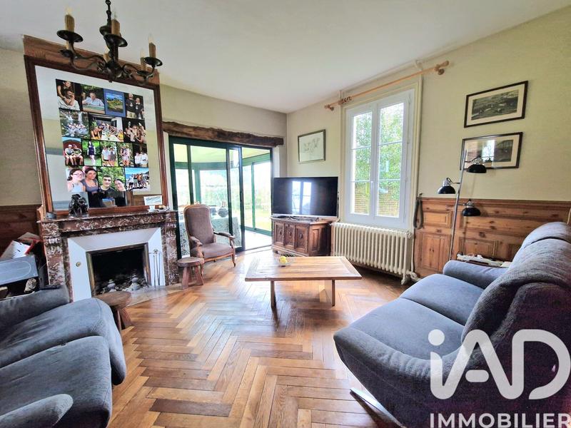 Maison - 157 m² - 9 pièces