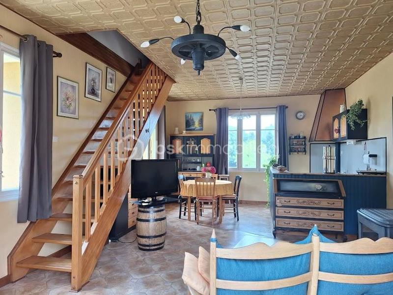 Corps de ferme - 165 m² - 7 pièces