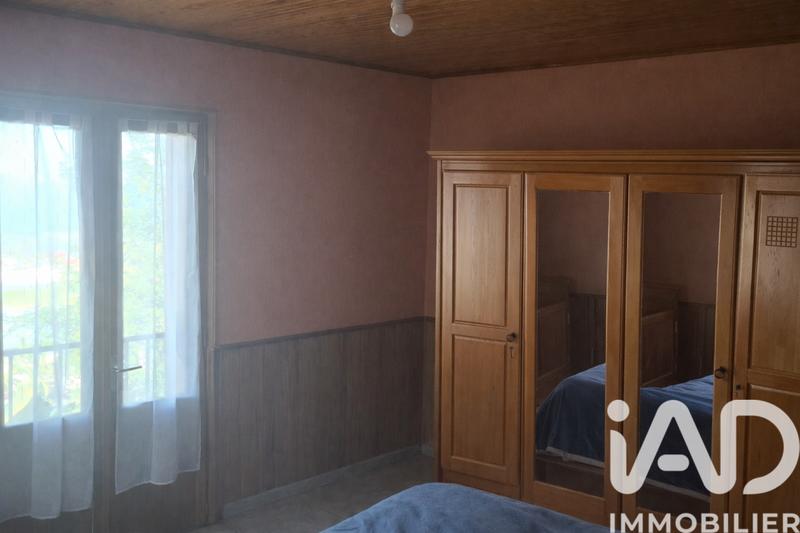 Maison - 236 m² - 5 pièces